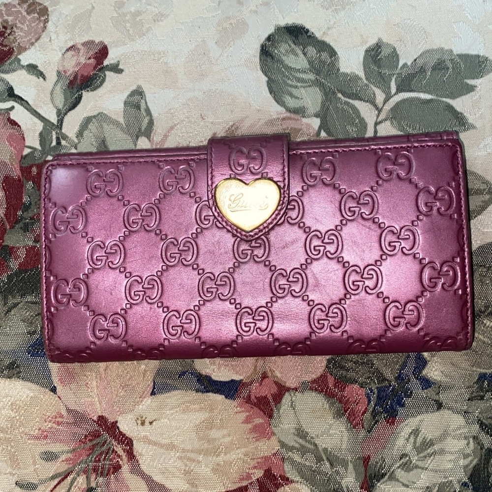 GUCCI GUCCISSIMA LEATHER HEART LONG WALLET PRETTY PRELOVED